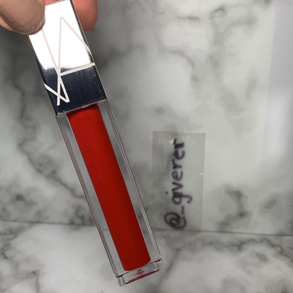 New RED DISTRICT NARS FULL VYNL LIP LACQUER - Picture 2 of 11